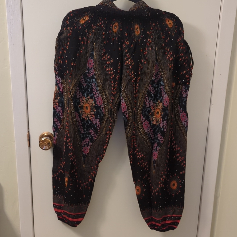 Floral Patterned Black and Pink Women's Pants